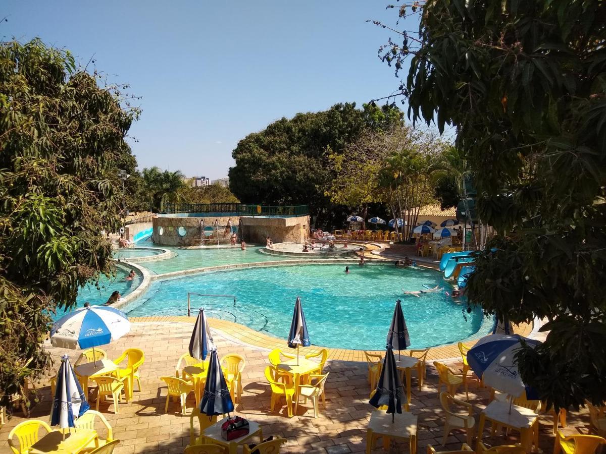 אפרטהוטל קאלדס נובאס Piazza Com Acesso Ao Clube Diroma מראה חיצוני תמונה